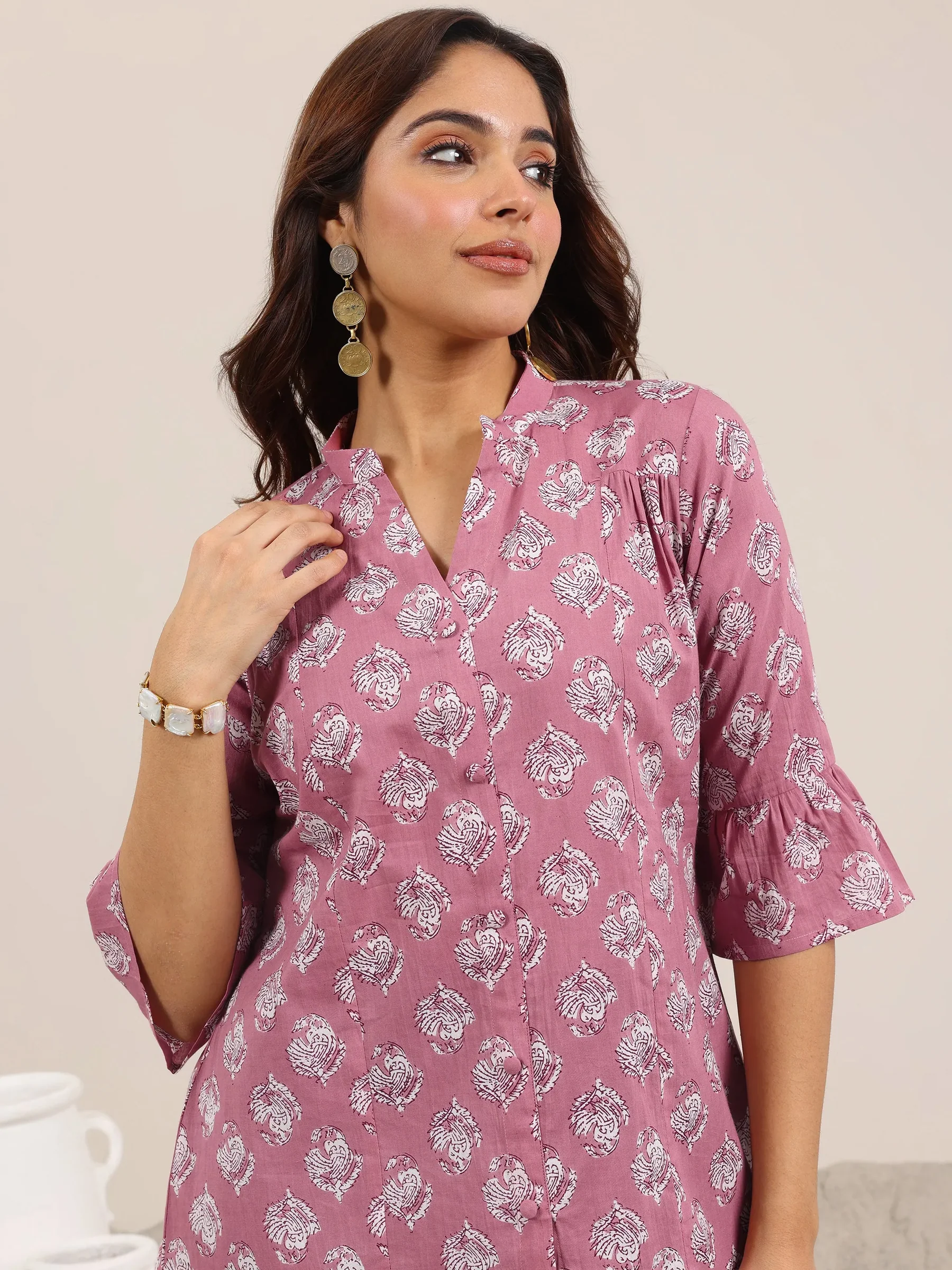 29637_4Main.webp Mauve Printed Cotton Straight Short Kurti - Image 1